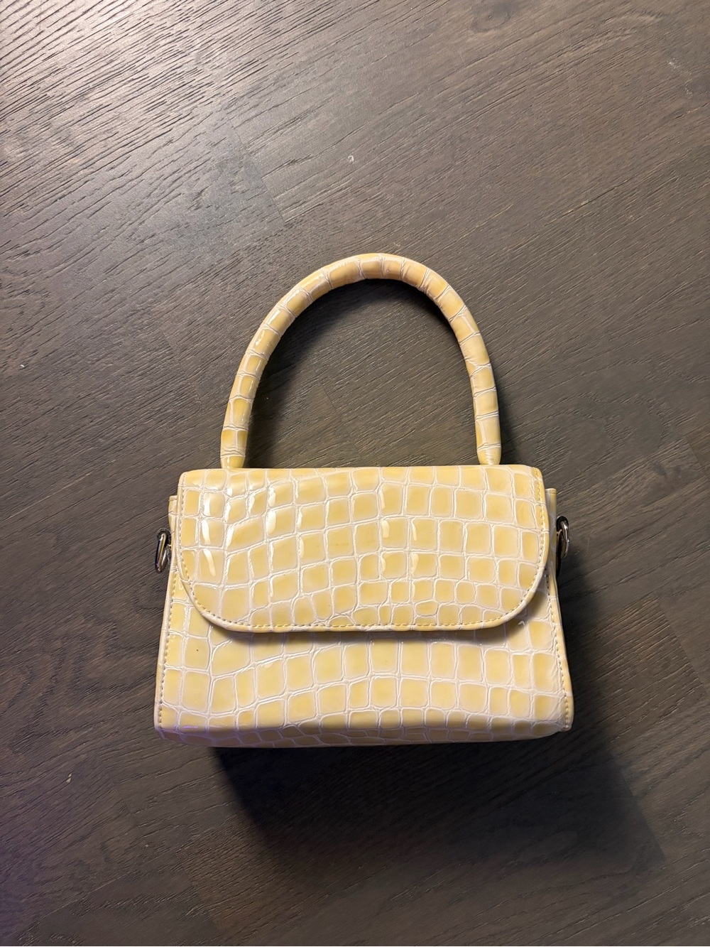 L’intervalle mini croc bag in pale yellow